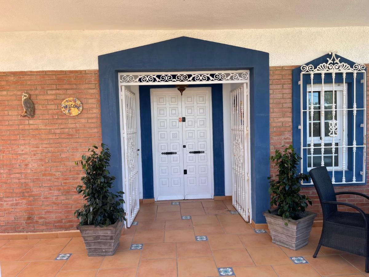 Anna'S Garden Bed & Breakfast Torrevieja Exterior photo