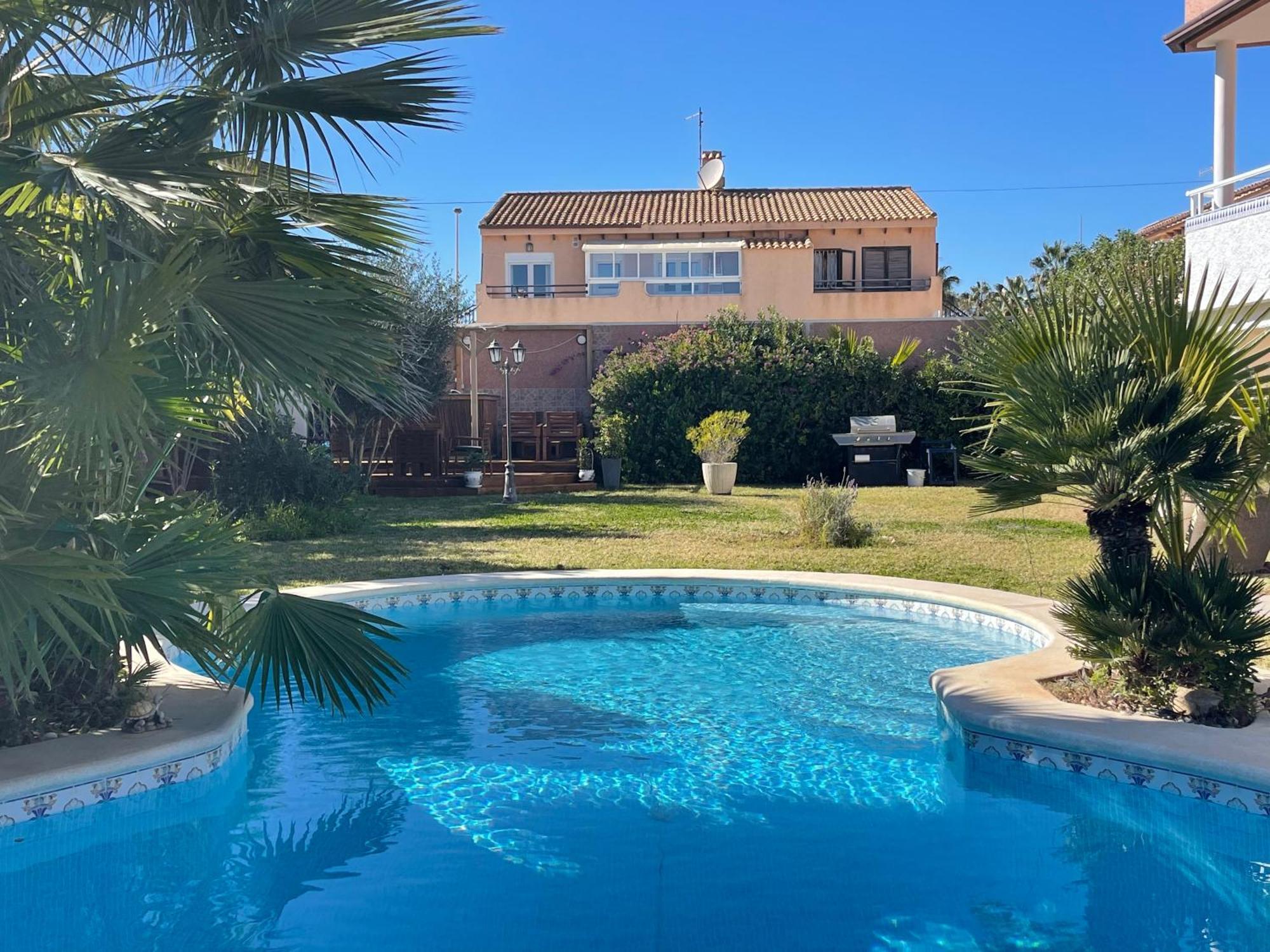 Anna'S Garden Bed & Breakfast Torrevieja Exterior photo