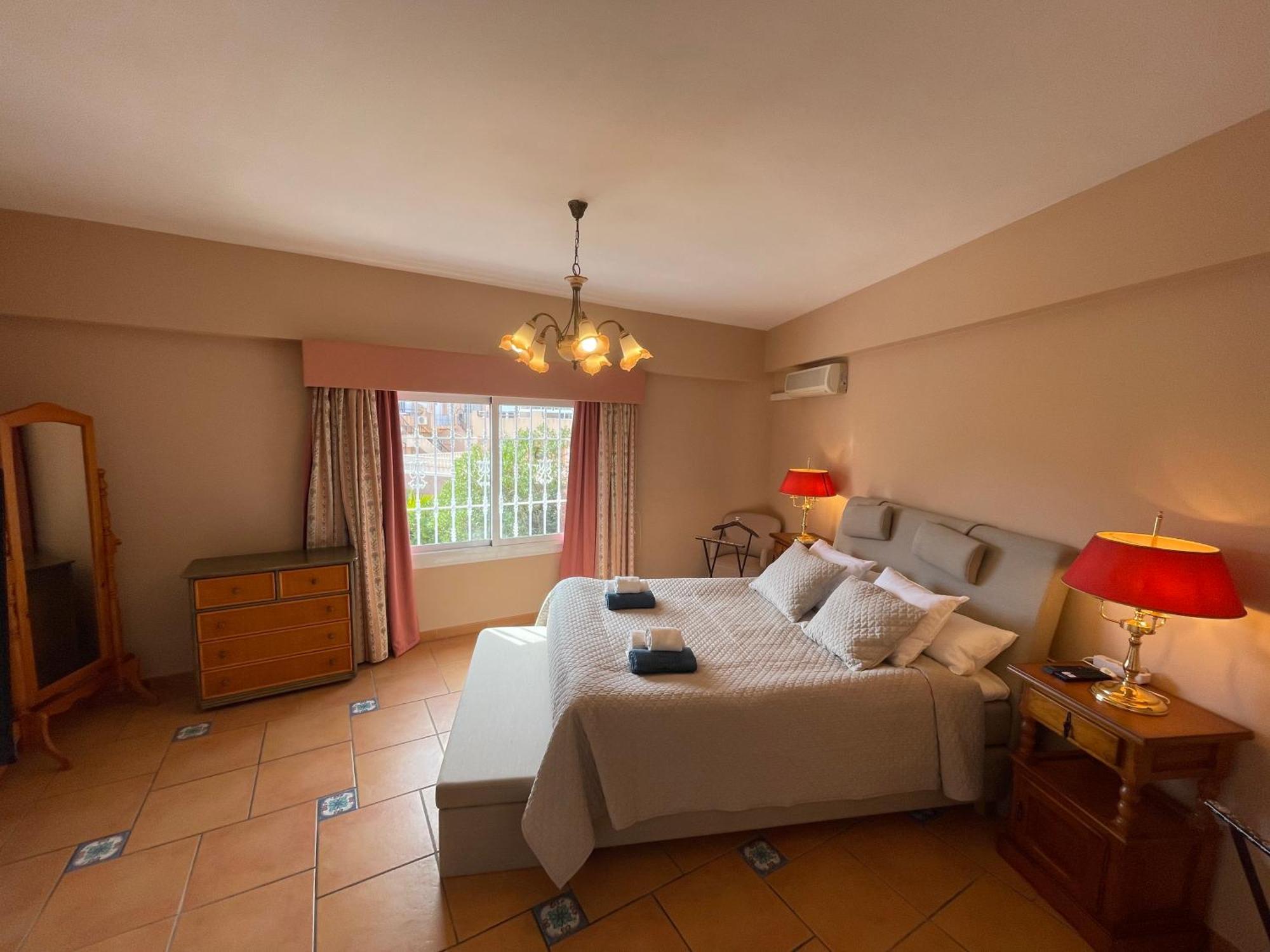 Anna'S Garden Bed & Breakfast Torrevieja Room photo