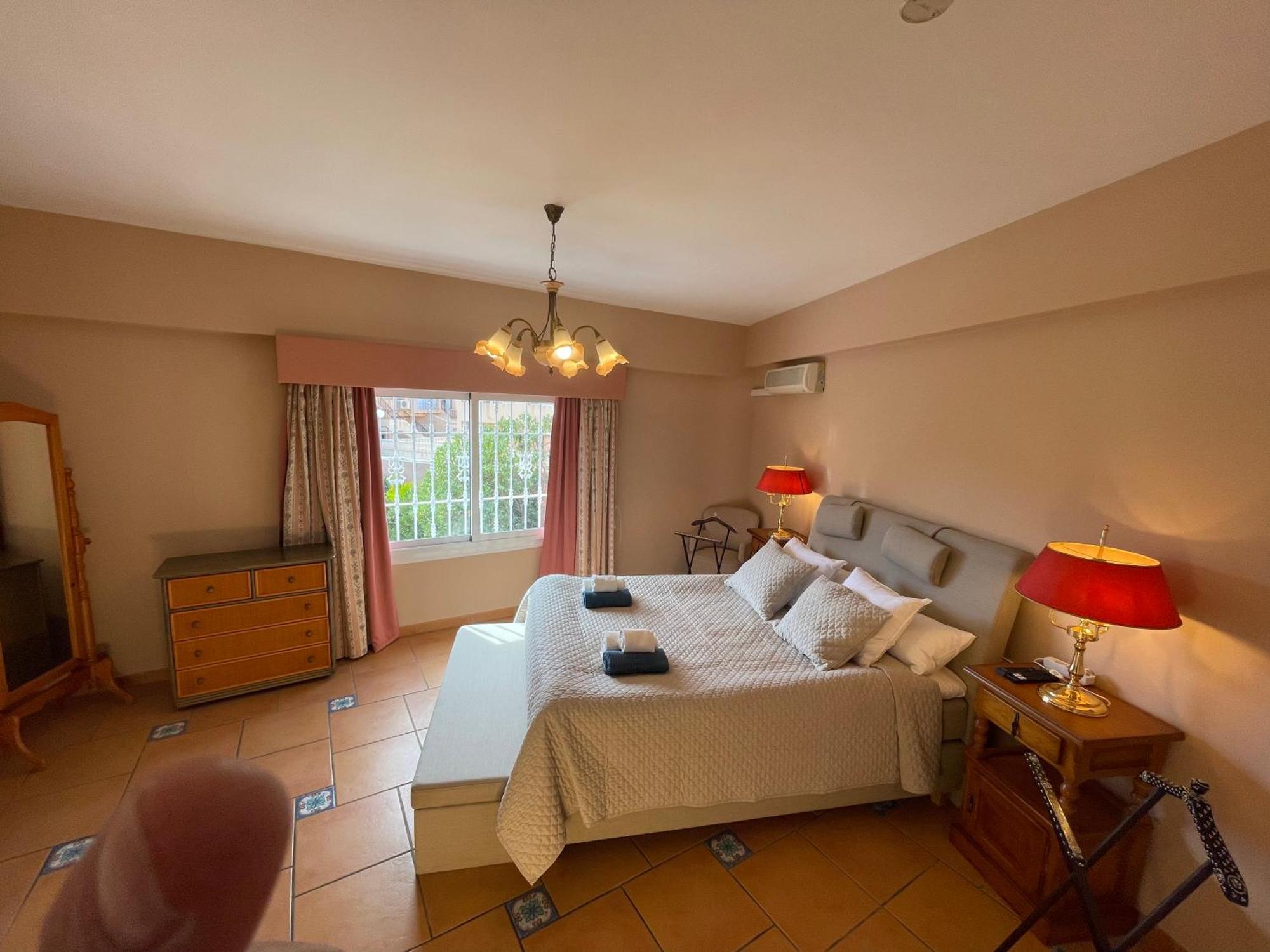 Anna'S Garden Bed & Breakfast Torrevieja Room photo